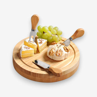 Geschenkset Käseschneidebrett aus Bambus mit Käsebesteck