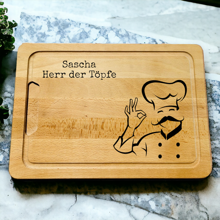 Schneidebrett mit Saftrille aus Buchenholz - Motiv Koch - gerngeschenkt