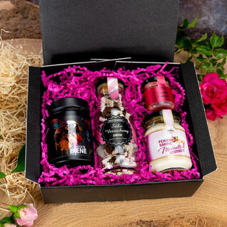Alles Liebe Geschenkset – Geschenkbox mit Senf, Meerrettich, Eierlikör und süßem Drink