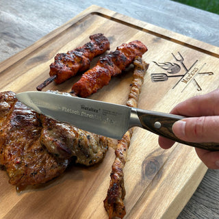 Premium Schneidebrett aus Akazienholz Motiv Grillbesteck
